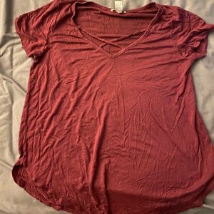 Cross cleavage shirt